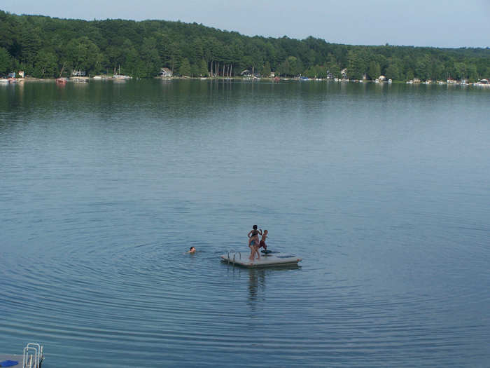 Playing on a raft